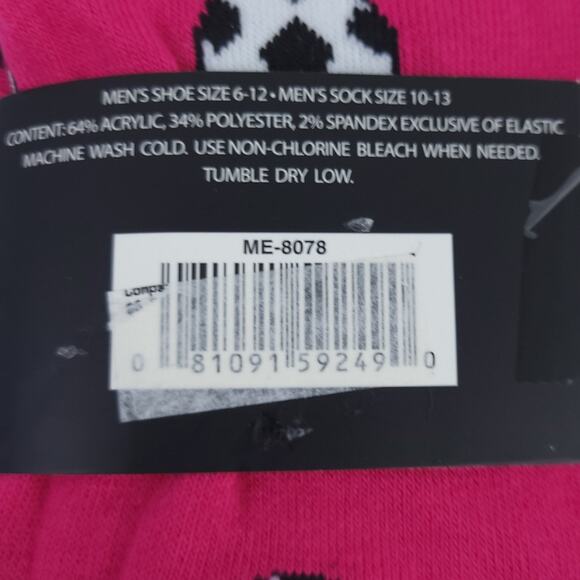 NEW Mark Ecko Cut & Sew Socks Men Pink Soccer Print Sock Size 10-13 - Picture 4 of 5